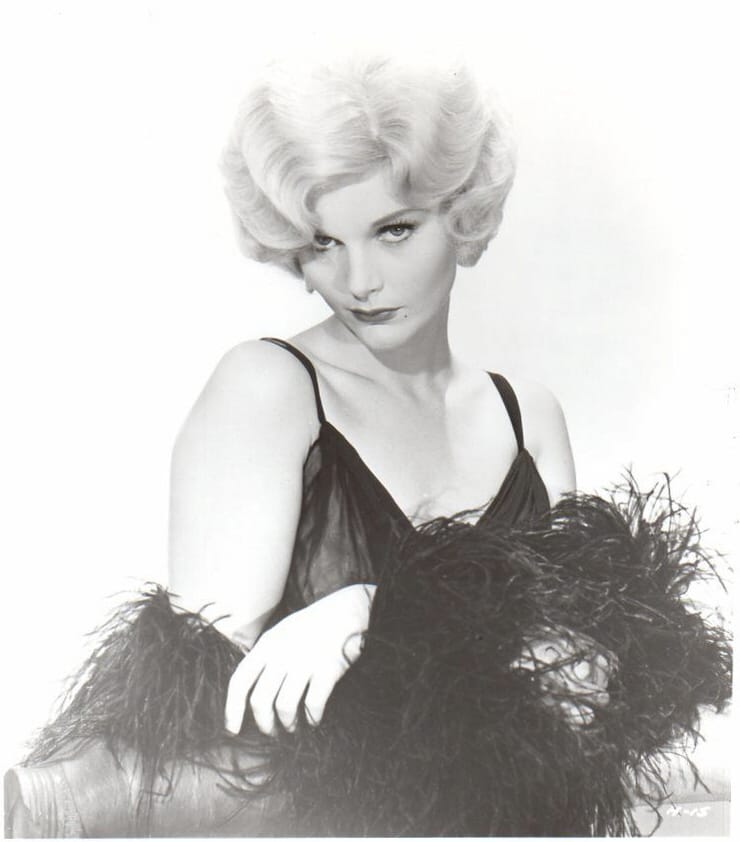 Harlow (1965)