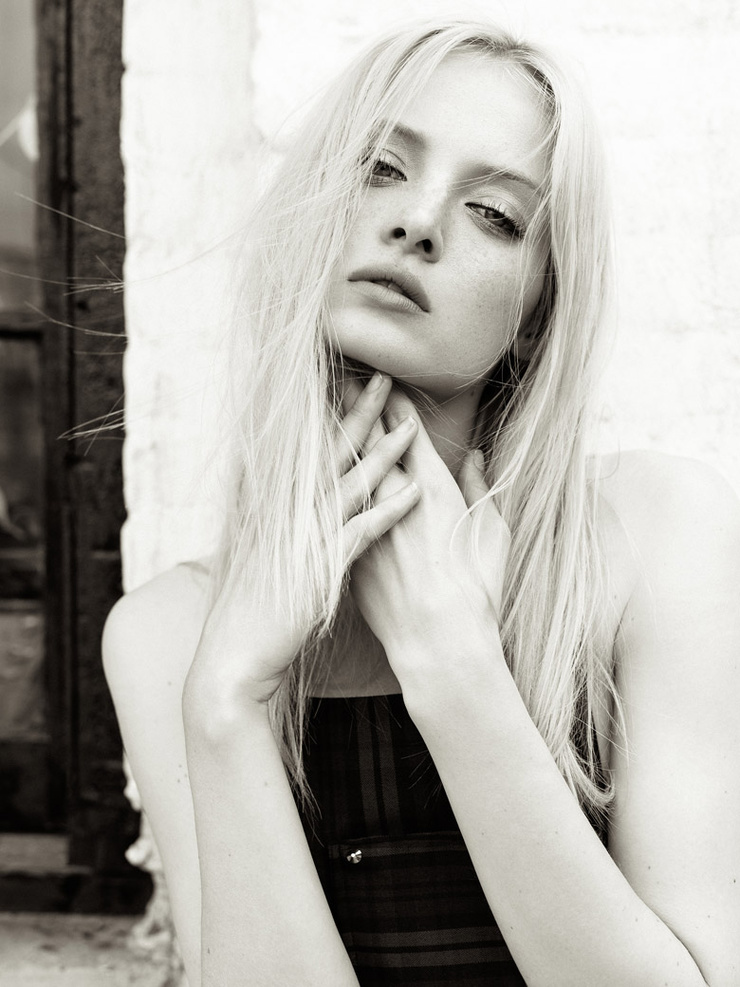 Ash Walker