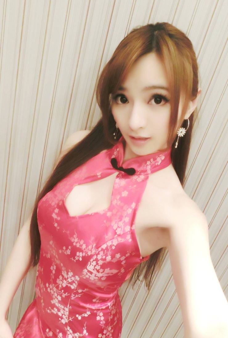 Jiang Xin Yue 江心玥 (Amy) Jiang Xin Yue 江心玥 (Amy)