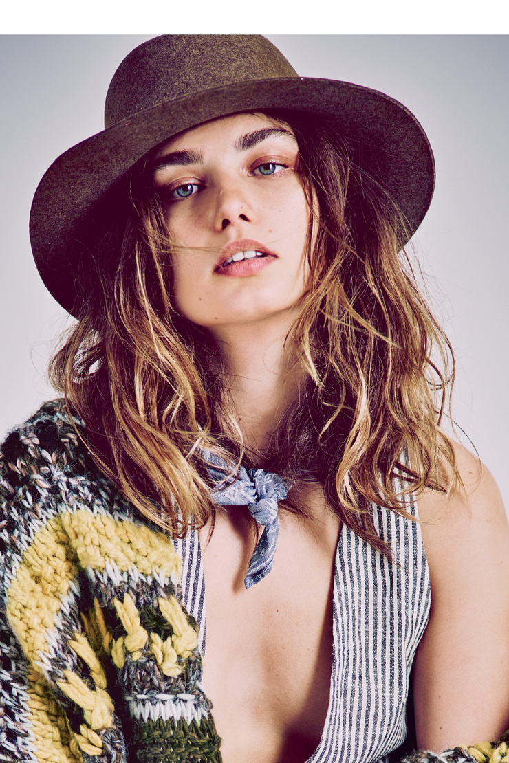 Andreea Diaconu Andreea Diaconu
