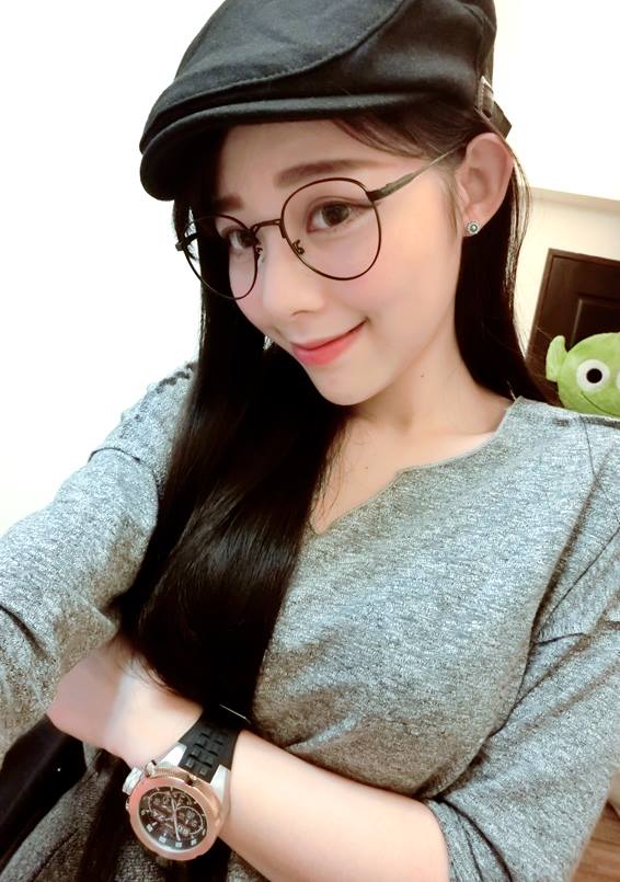 Zhang XiangXiang 張香香