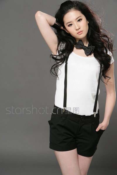 Yifei Liu