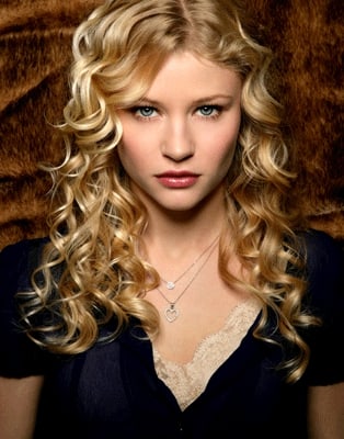 Emilie de Ravin