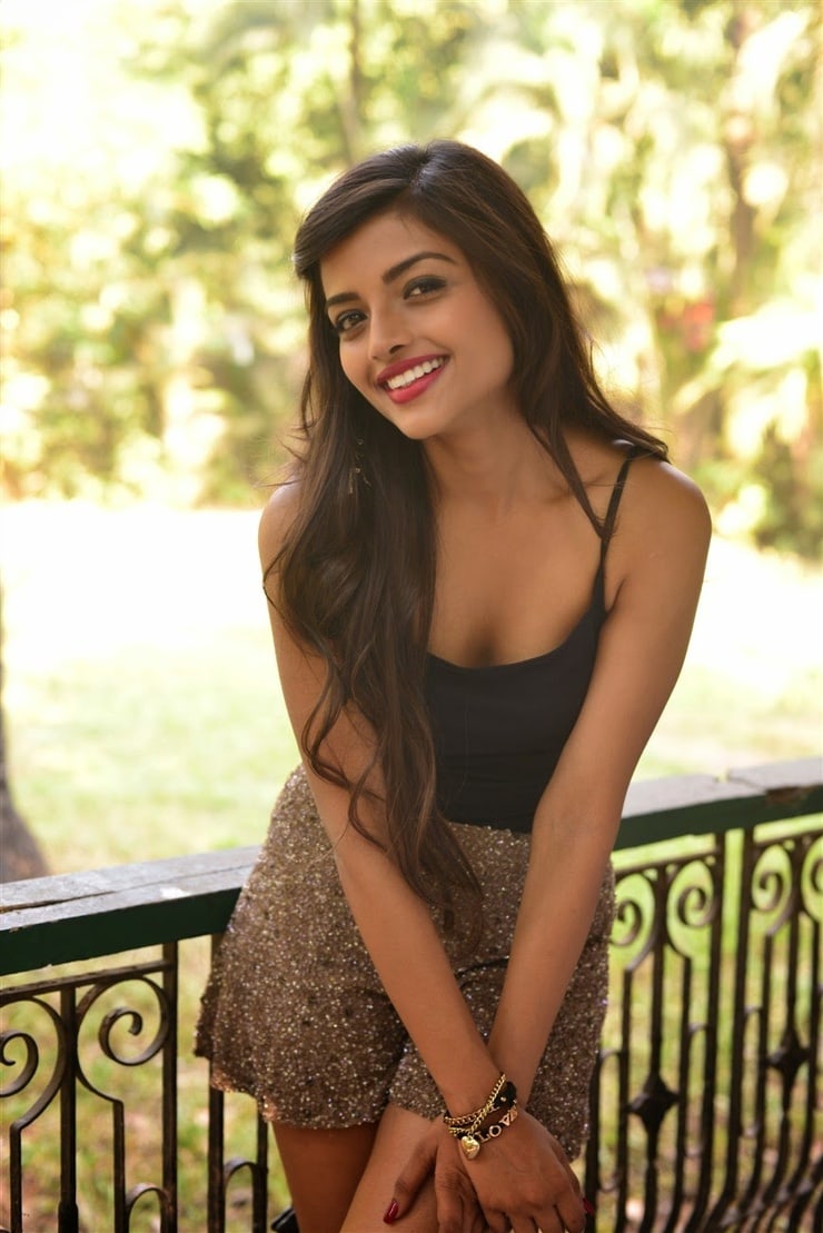 Ashna Zaveri