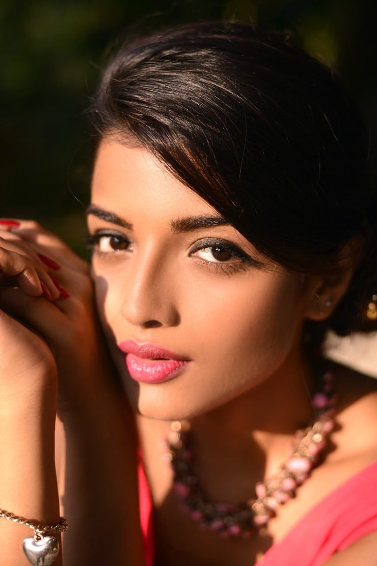 Ashna Zaveri