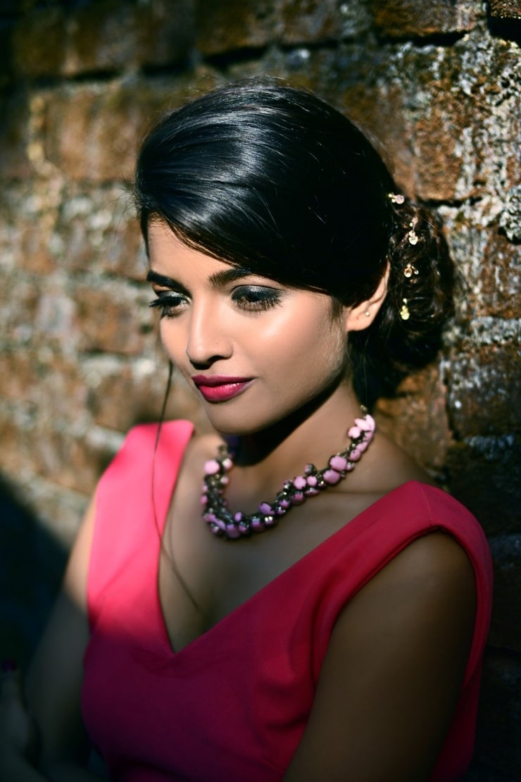 Ashna Zaveri