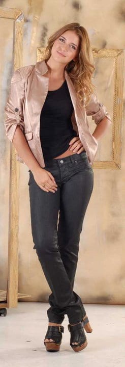 Zaira Nara Zaira Nara