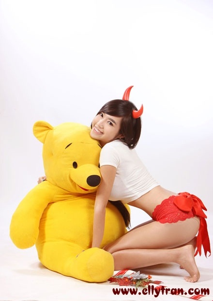 Elly Tran