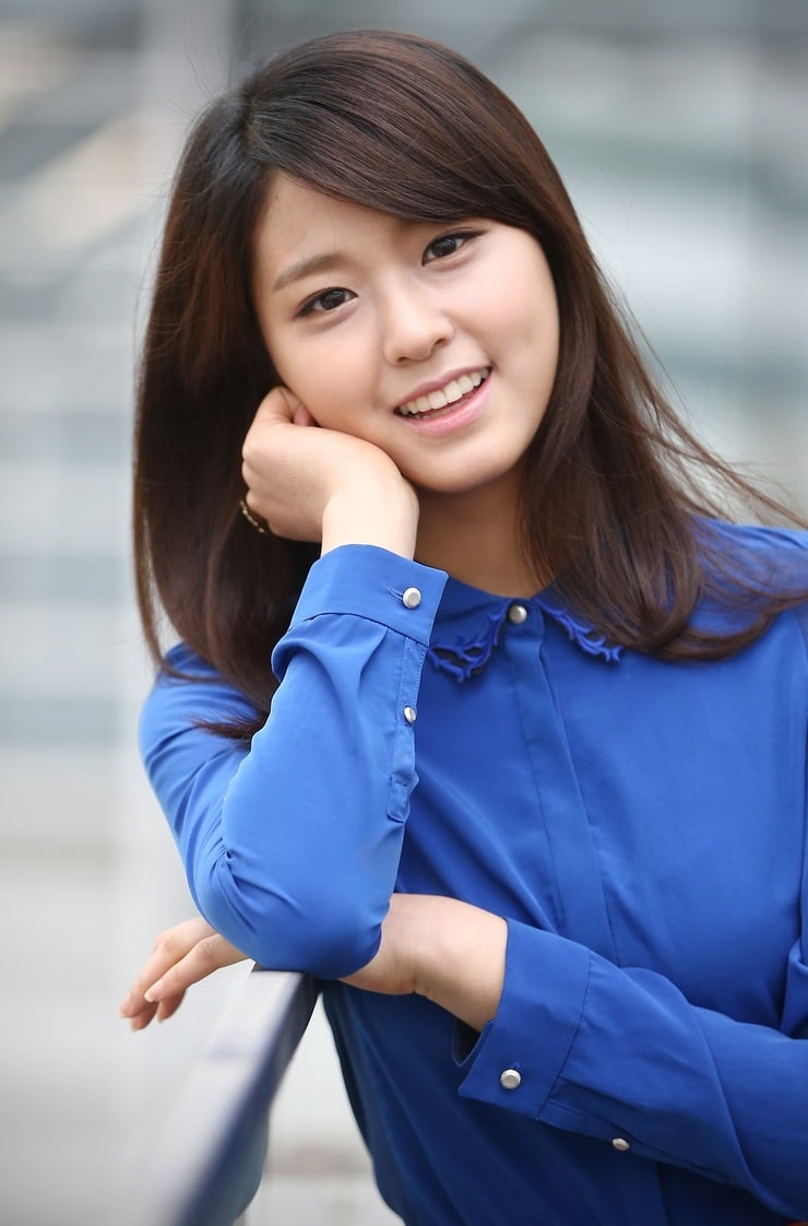 Picture of Seol-Hyun Kim