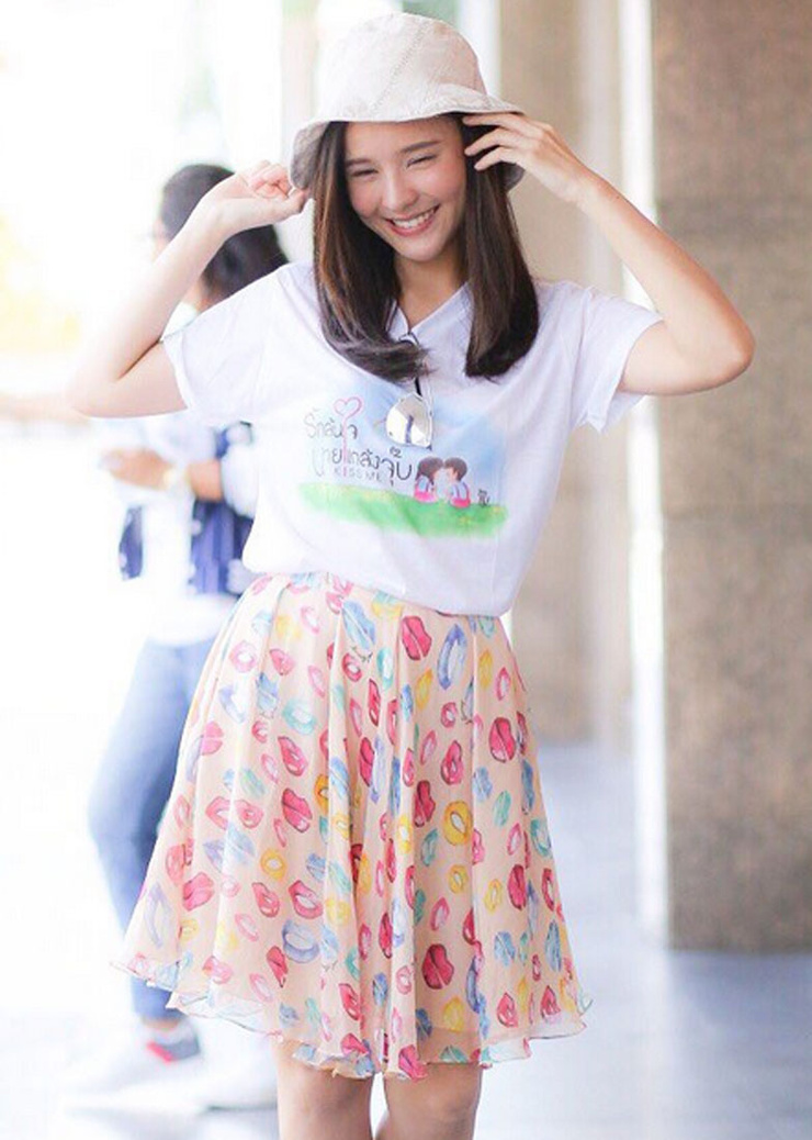 Aom Sushar