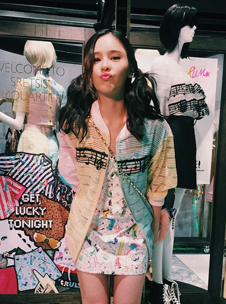 Aom Sushar Aom Sushar