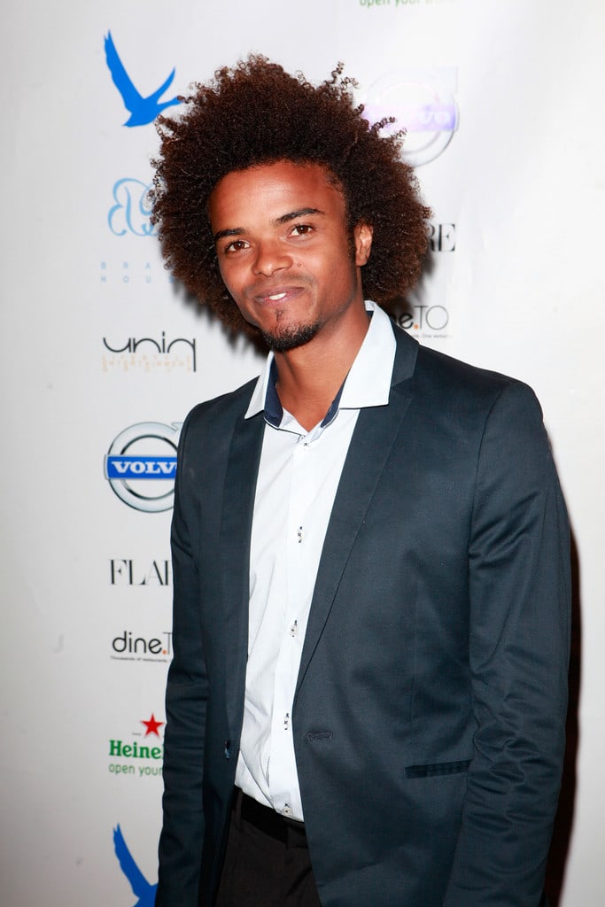 Eka Darville