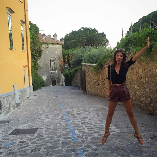 Emily Ratajkowski