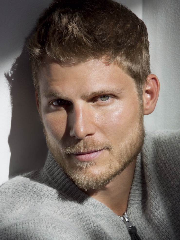 Travis Van Winkle Travis Van Winkle