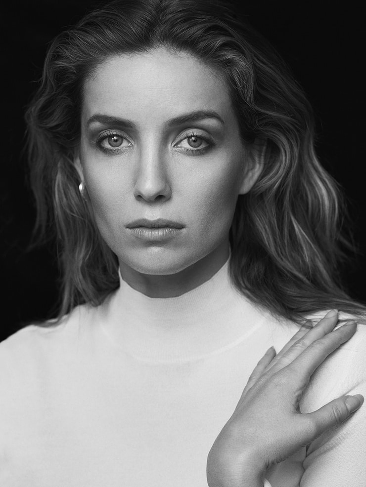 Annabelle Wallis