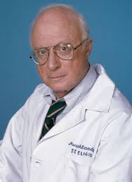 Dr. Daniel Auschlander