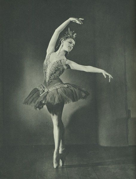 Violetta Elvin
