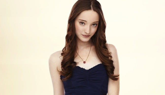 Emma Dumont Emma Dumont