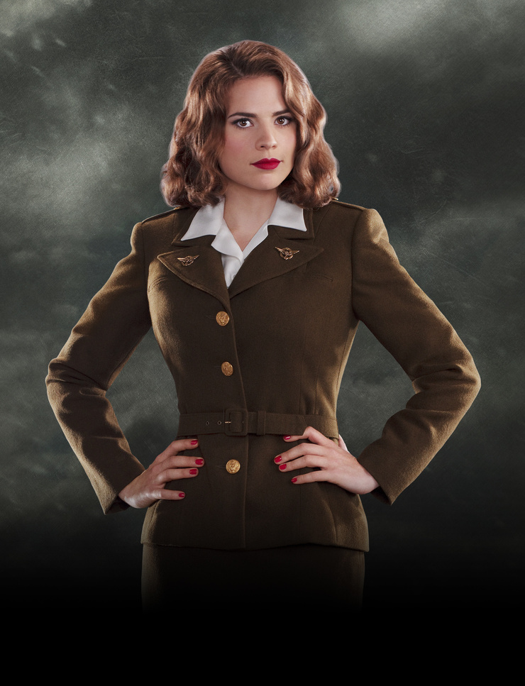 Peggy Carter (Hayley Atwell)