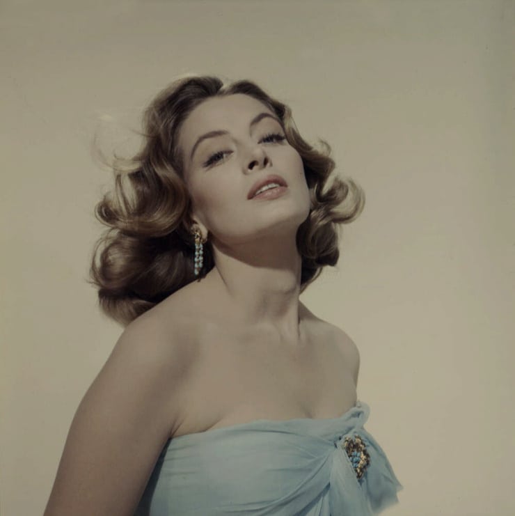 Capucine Capucine