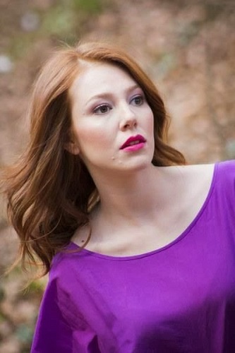 Elçin Sangu Elçin Sangu