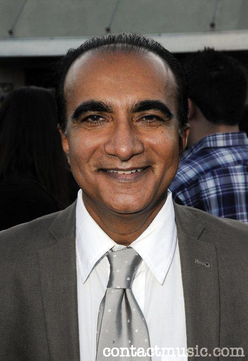 Iqbal Theba