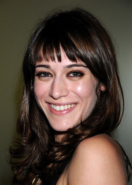 Lizzy Caplan Lizzy Caplan