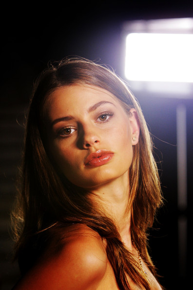 Cassi Van Den Dungen