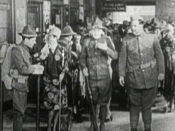 With Love and Hisses                                  (1927)