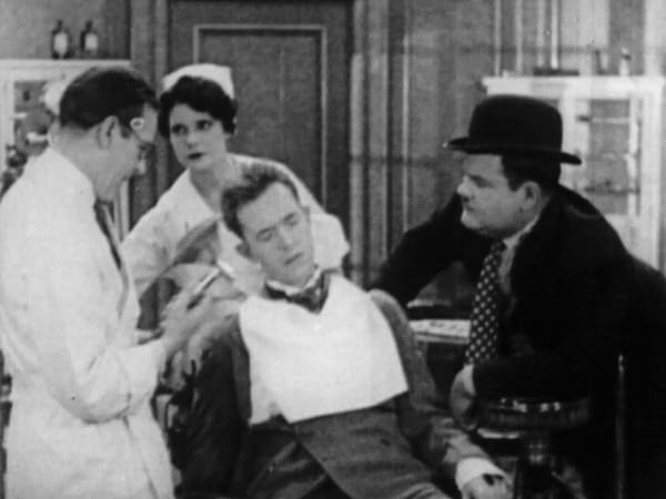 Leave 'Em Laughing (1928)