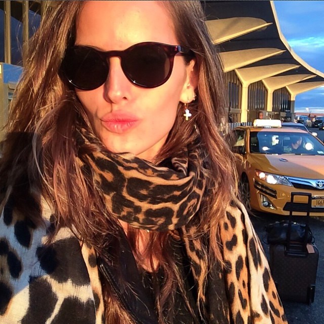 Izabel Goulart Izabel Goulart