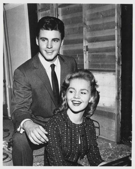 The Adventures of Ozzie and Harriet {1952-1966)