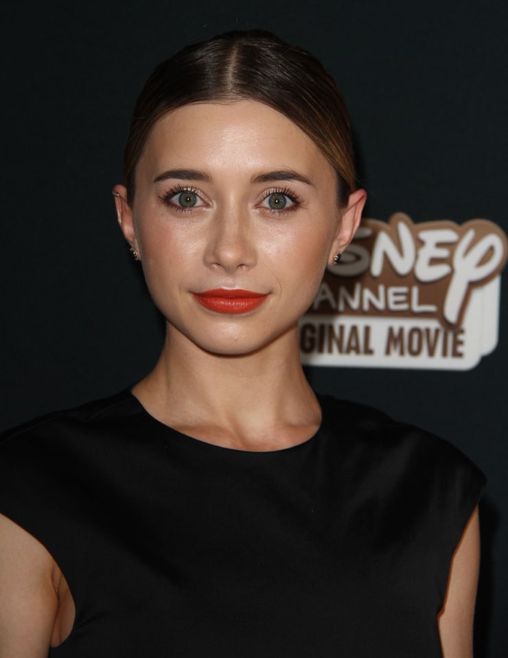 Picture of Olesya Rulin