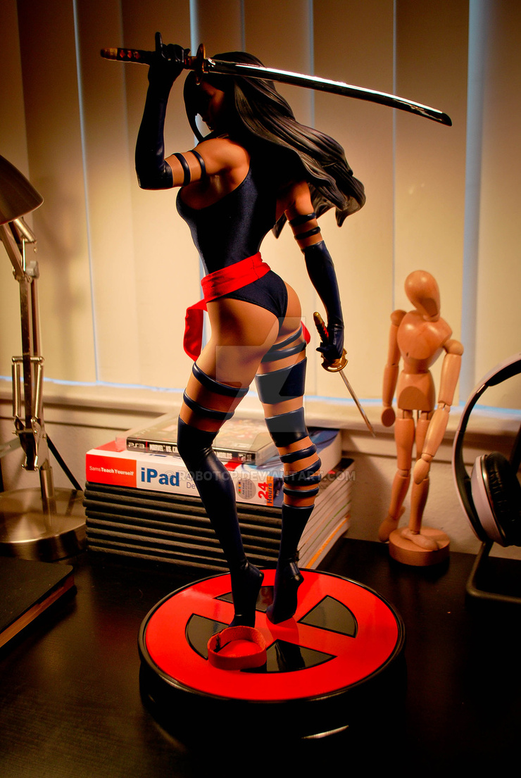 Sideshow Collectibles - Marvel statuette 1/4 Premium Format Psylocke 57 cm