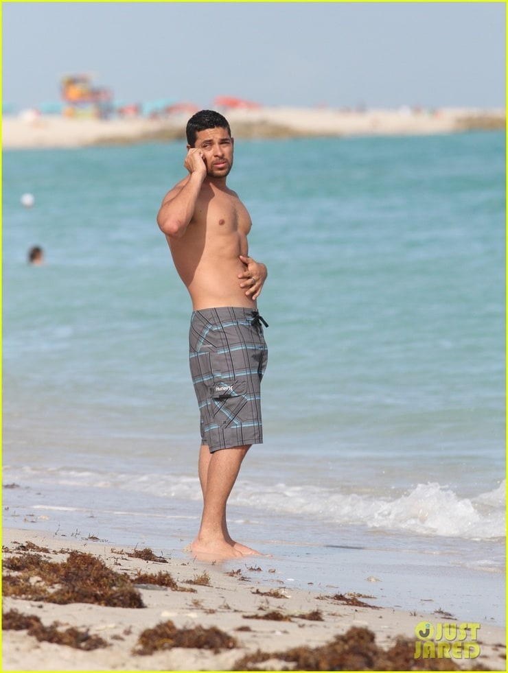 Wilmer Valderrama.