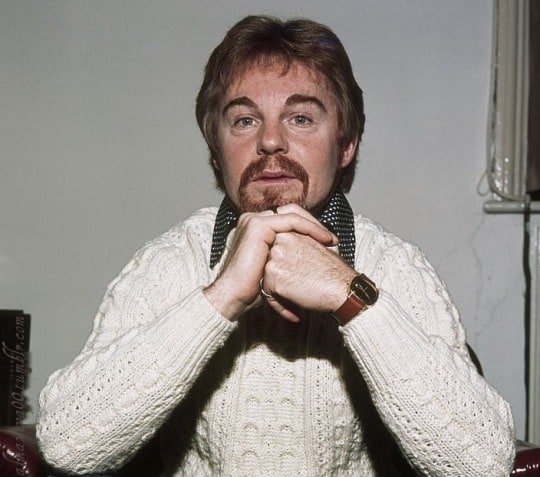 Derek Jacobi