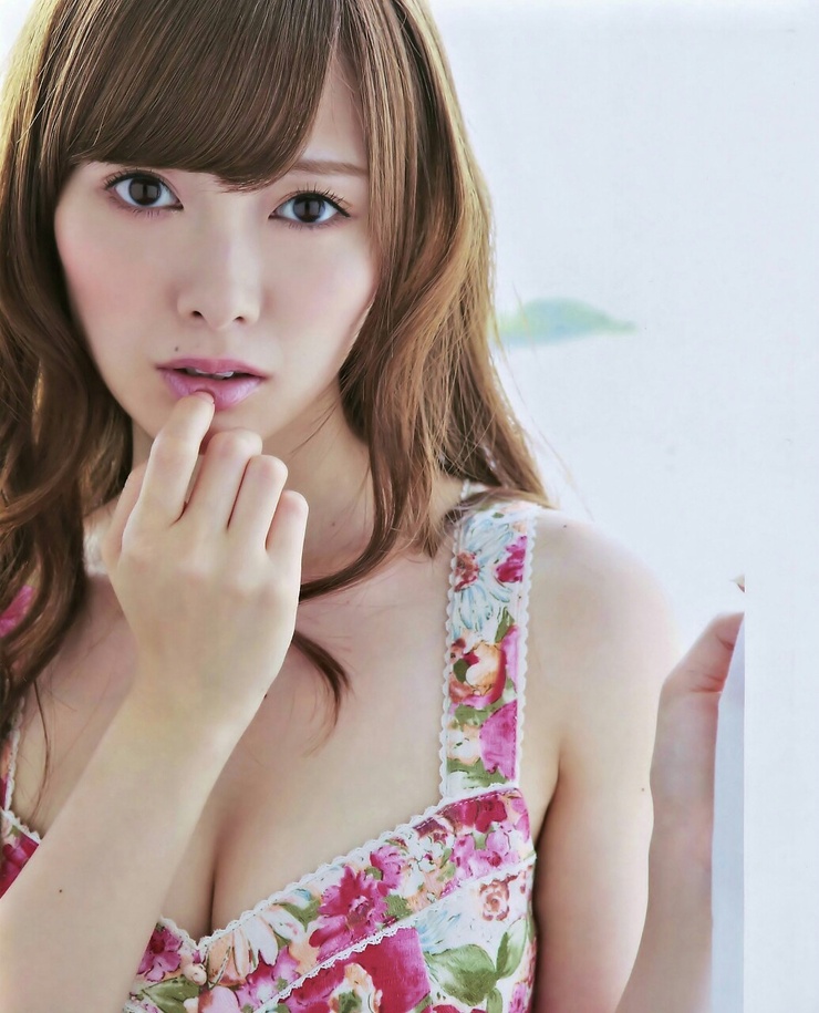 Mai Shiraishi Mai Shiraishi