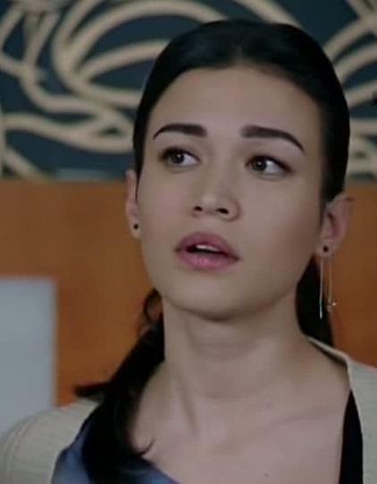 Ecem Özkaya