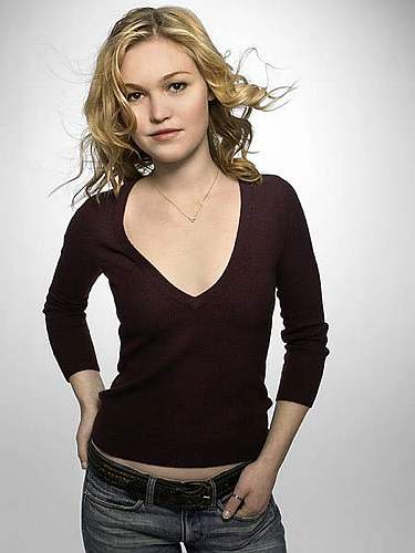 Julia Stiles