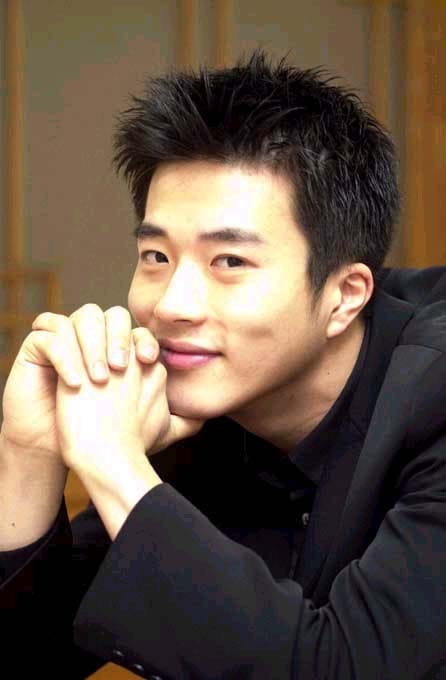 Kwon Sang Woo