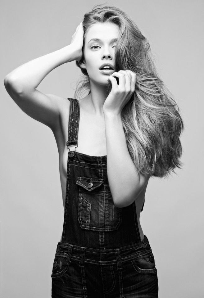 Victoria Lee Victoria Lee