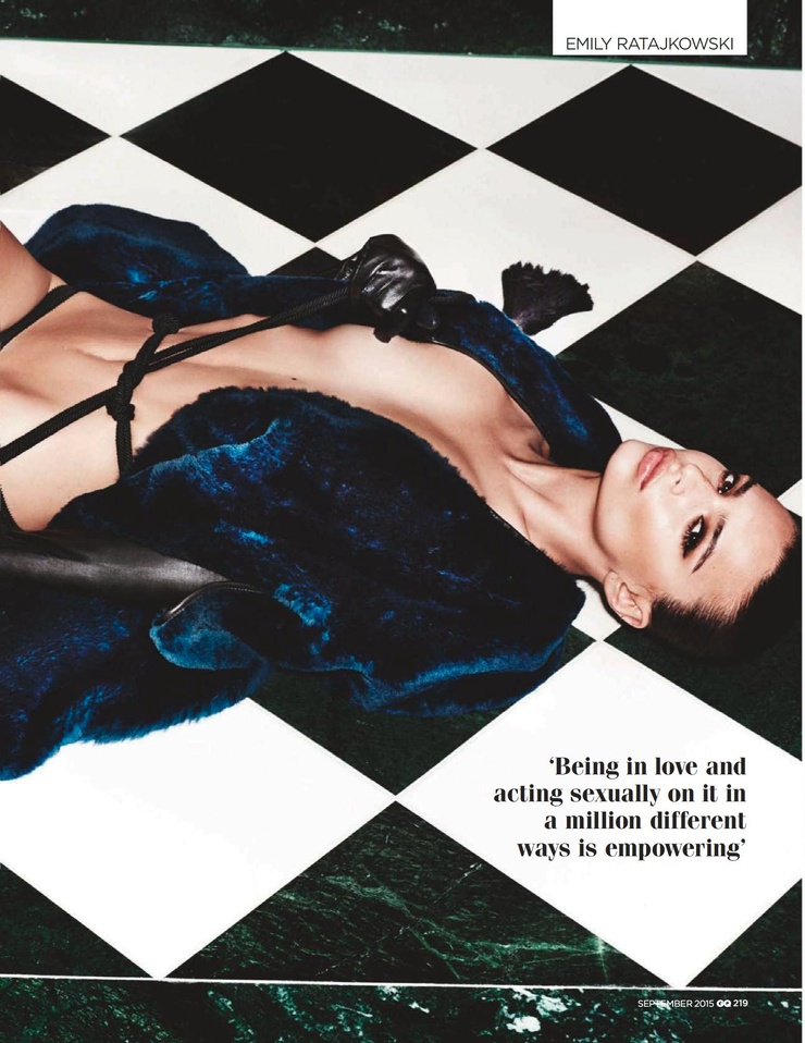 Emily Ratajkowski