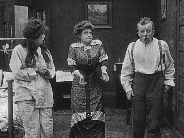 Mabel's Strange Predicament                                  (1914)