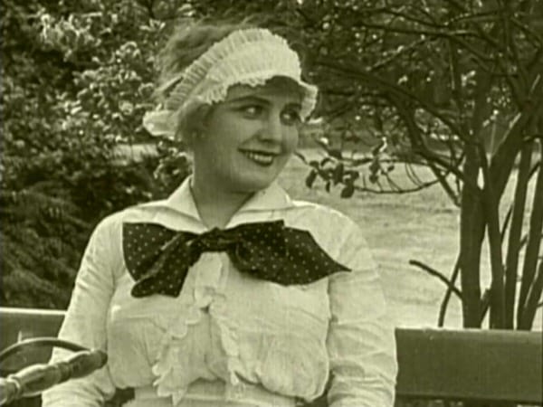 In the Park                                  (1915)