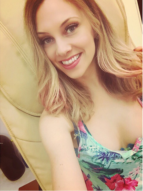 Nicole Arbour Pics