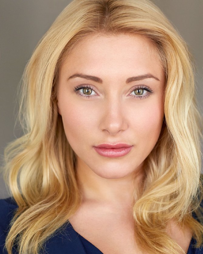Alexandra Vino Alexandra Vino