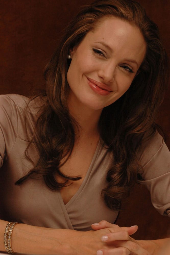 Angelina Jolie Angelina Jolie