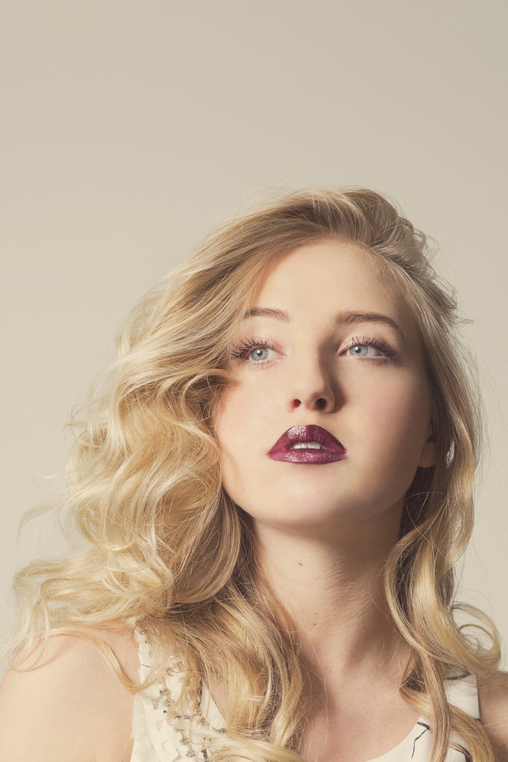 Veronica Dunne Veronica Dunne