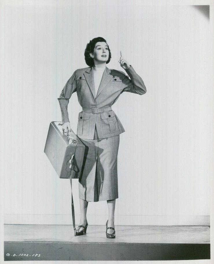 A Woman of Distinction A Woman of Distinction