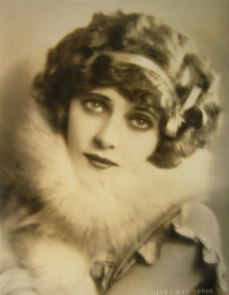 Frances Lee